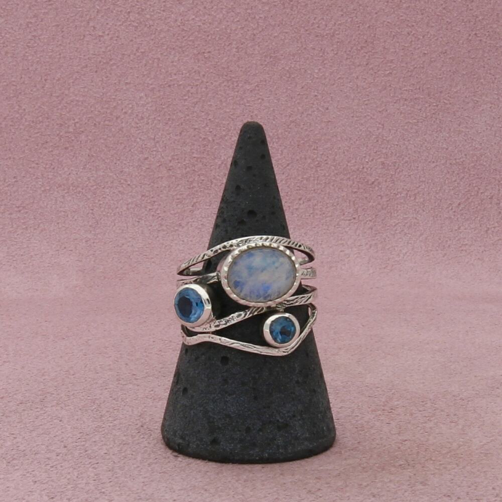 sterling silver moonstone & blue topaz ring size 9